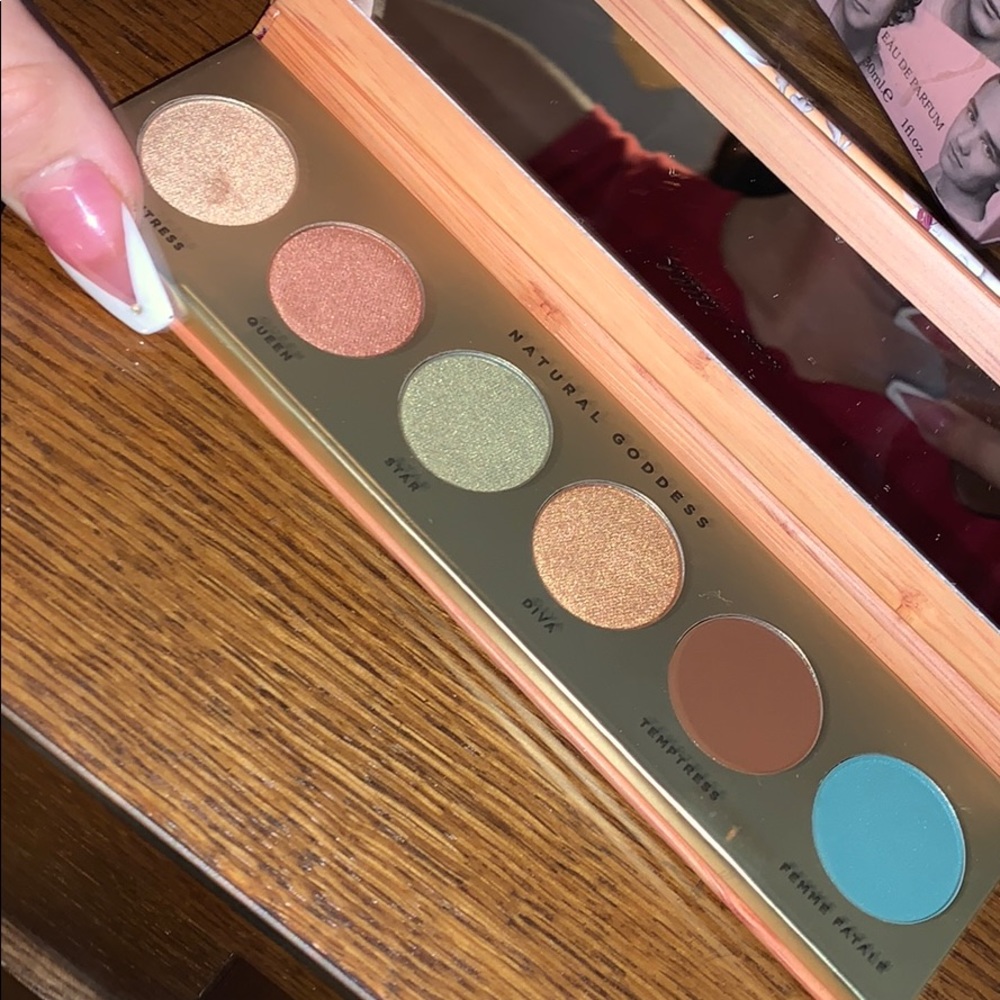 Brand new pallet